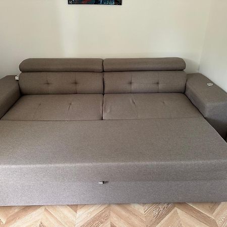 Appartement Cosy Avec Balcon Et Piscine Besançon Exteriér fotografie