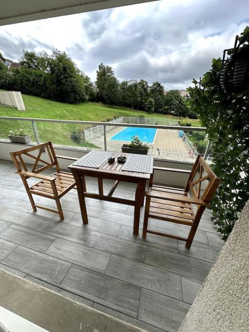 Appartement Cosy Avec Balcon Et Piscine Besançon Exteriér fotografie