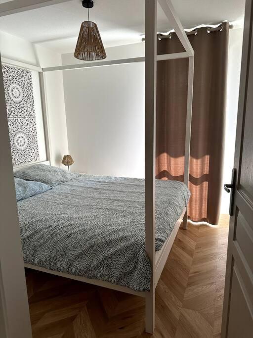 Appartement Cosy Avec Balcon Et Piscine Besançon Exteriér fotografie
